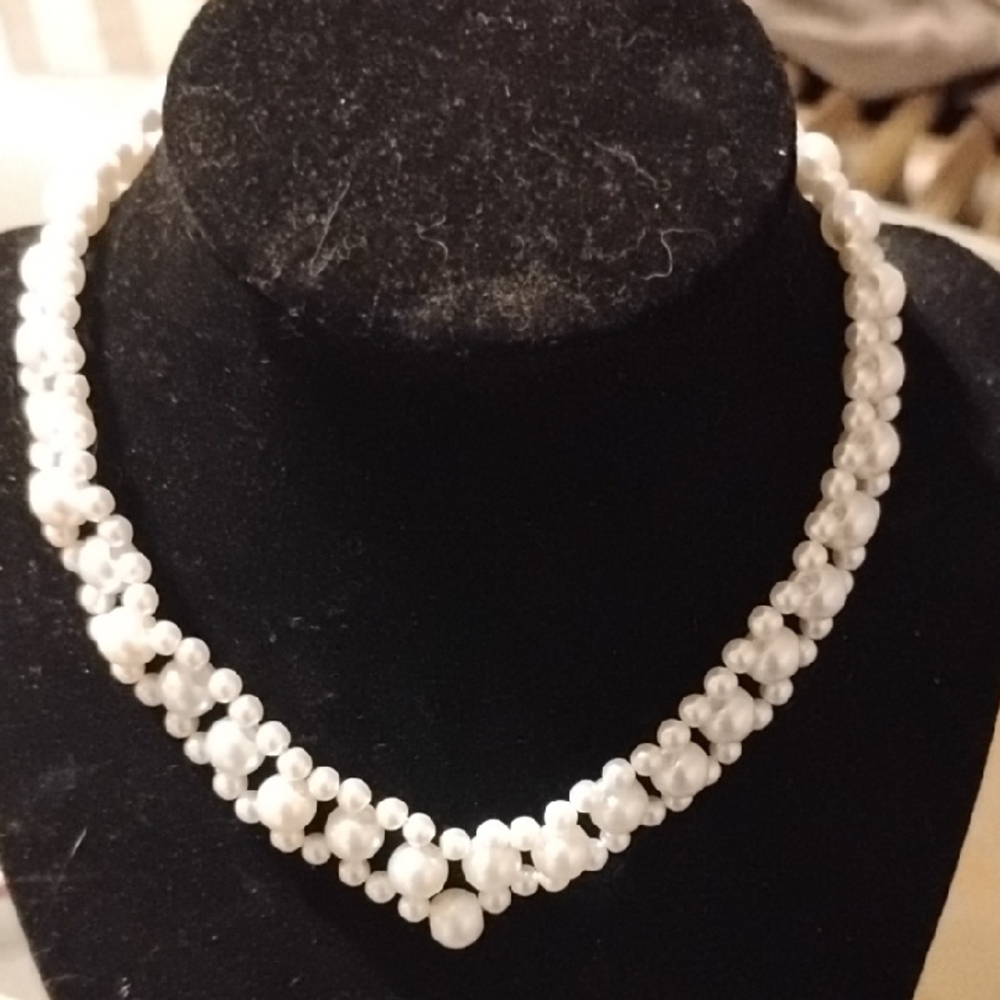 Hand Crafted White Pearl Necklace Twisted Design
